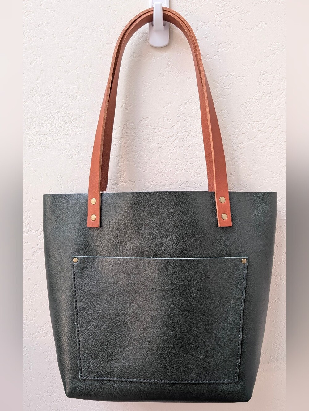 OG Forrest Medium Classic Tote With Tan Handles